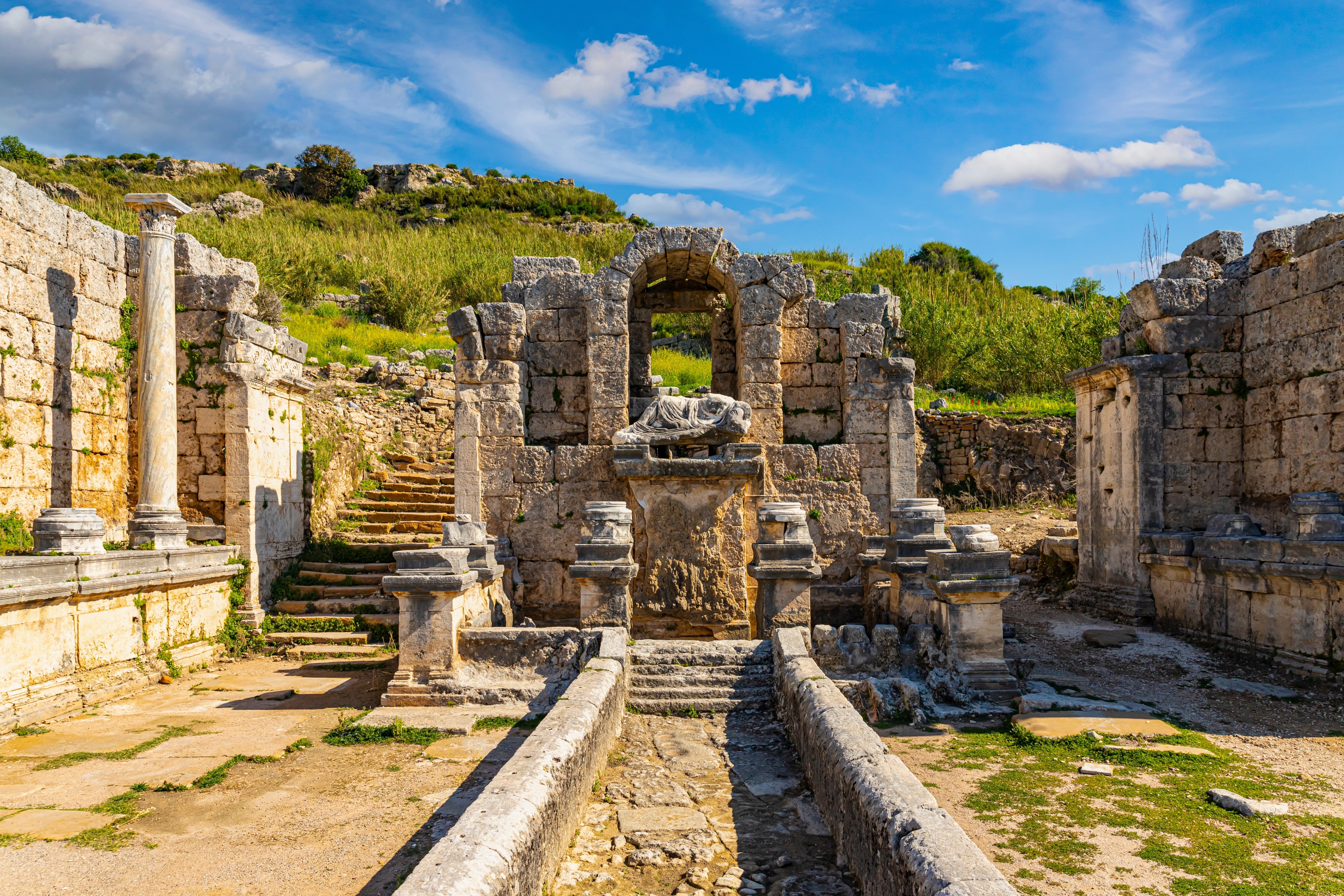 Rows of columns in Perge, Antalya, Turkey. Remains of colonnaded street in Pamphylian ancient city.