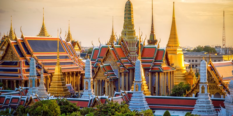 Grand palace and Wat Phra Kaeo at sunset - Bangkok, Thailand