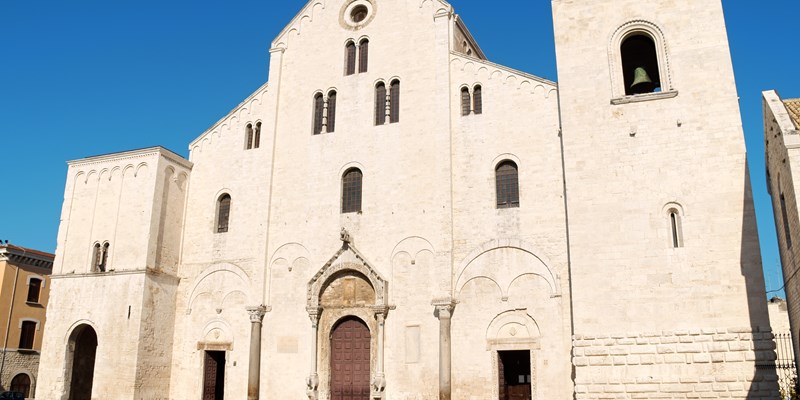 The Basilica of Saint Nicholas, in Romanesque style, in Bari was built where previously was the residence of the Byzantine Governor of Italy