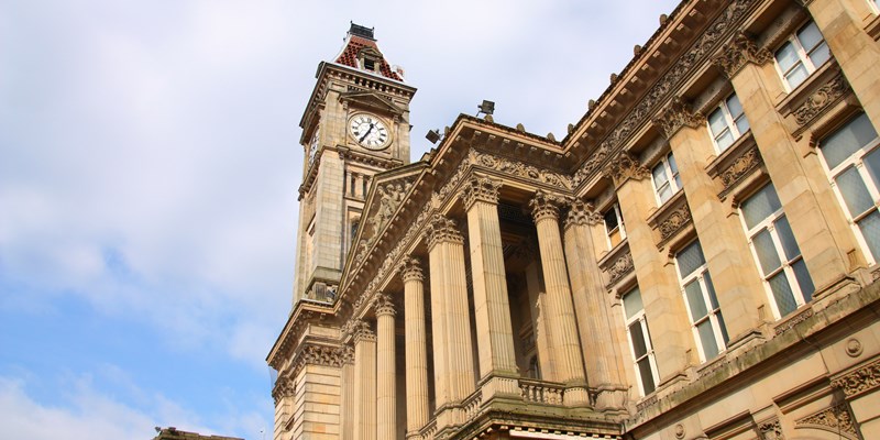 Birmingham Museum & Art Gallery with famous Big Brum clock tower. West Midlands, England.