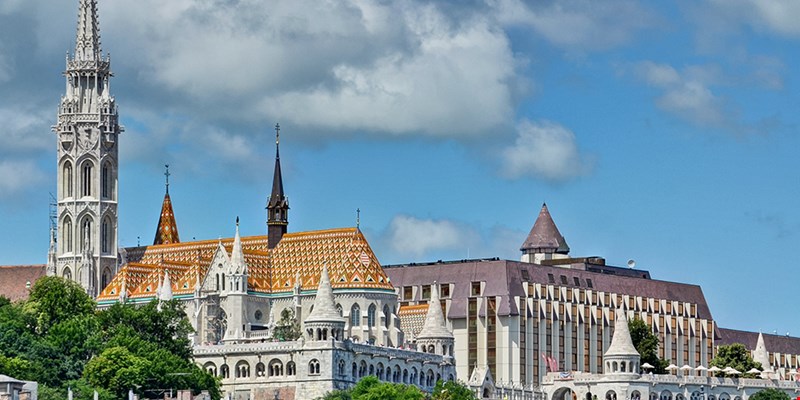 buda castle sunrise view