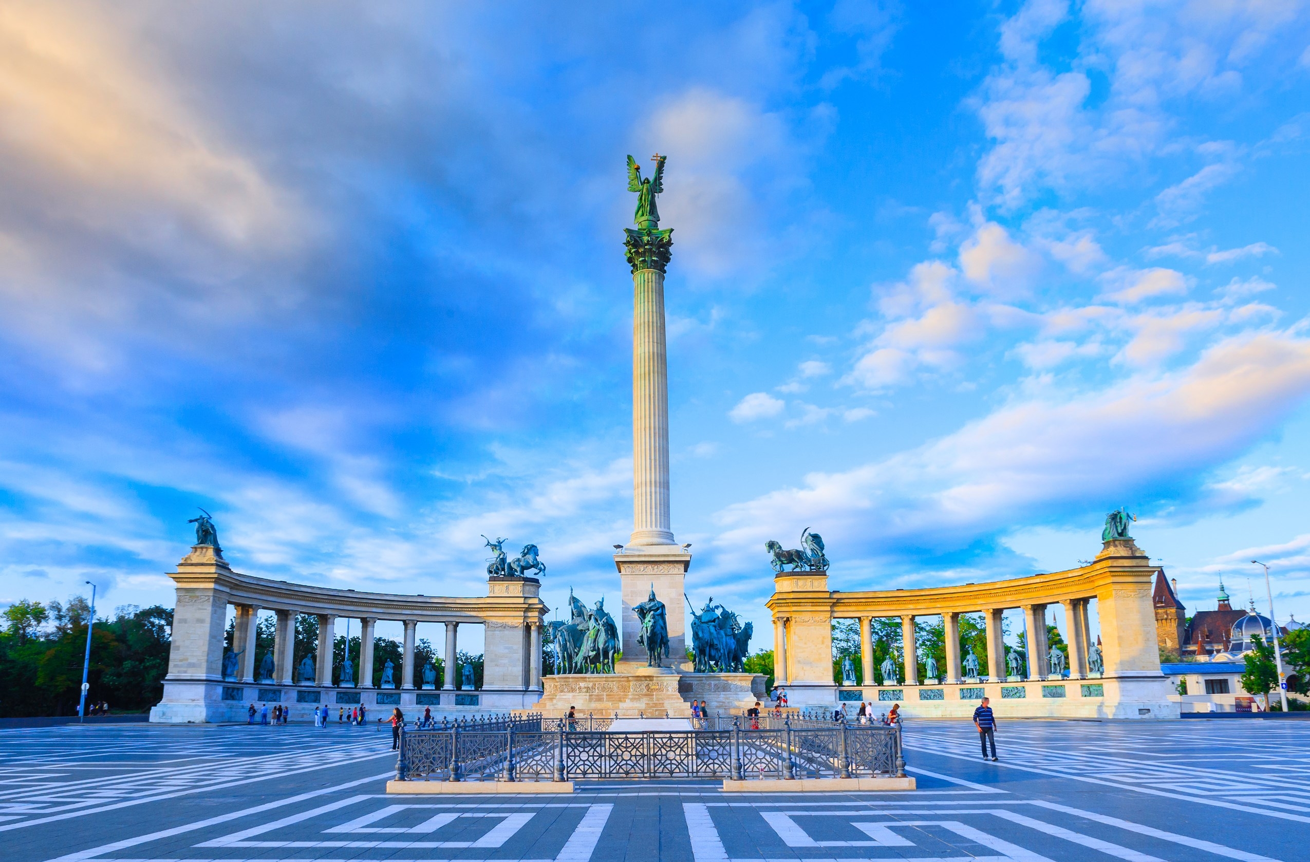 heroes square budapest