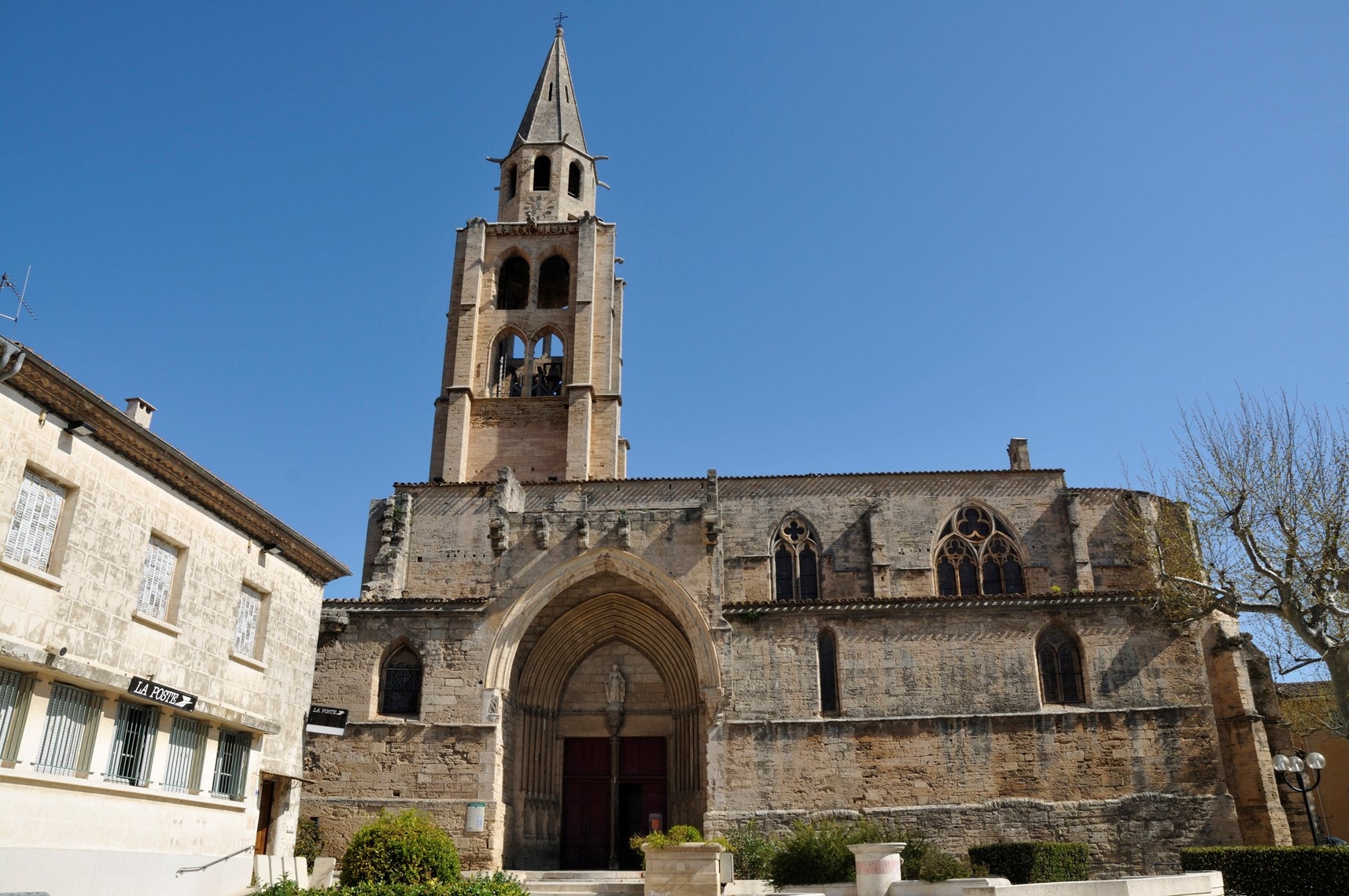 Montagnac, medieval church