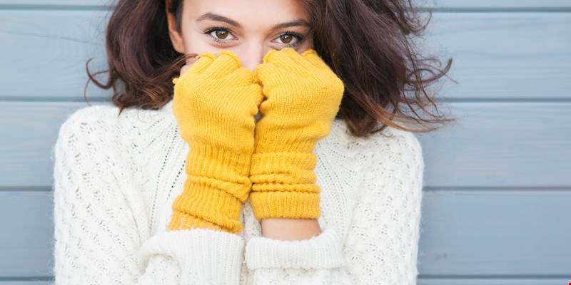 girl with gloves