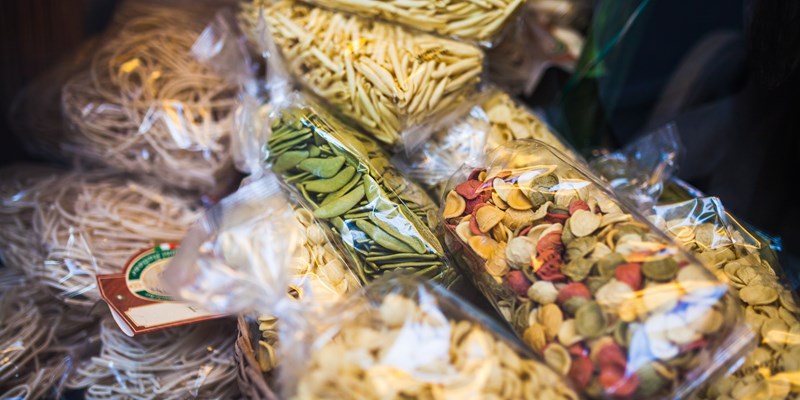 Different types of Italian pasta