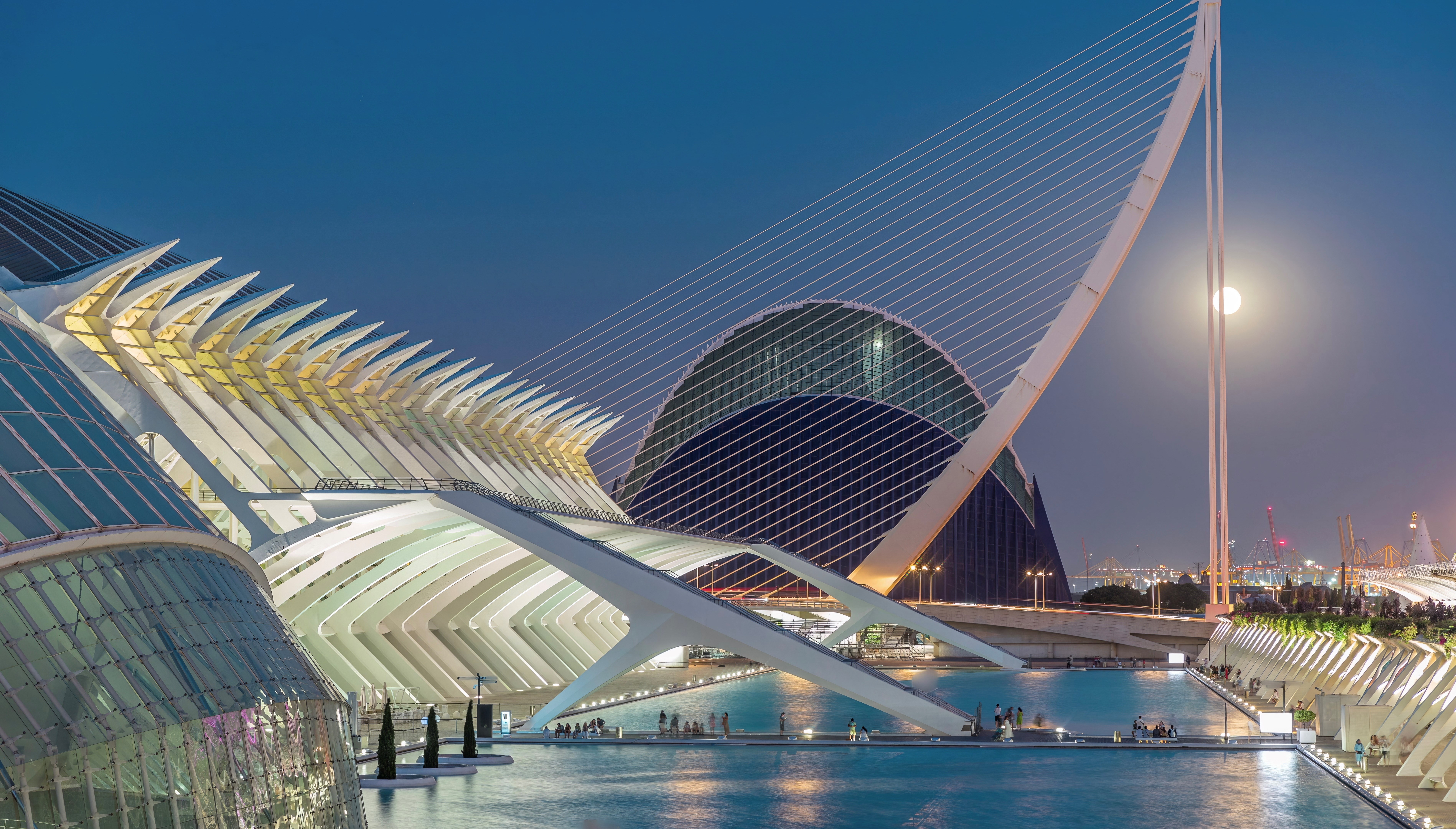 timelapse of Valencia's City of Arts and Sciences