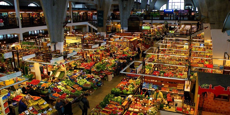 Daily Market  Wroclaw, PL