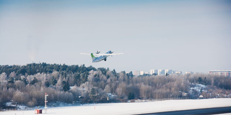 Plan som lyfter på Bromma Stockholm Airport Plan som lyfter på Bromma Stockholm Airport