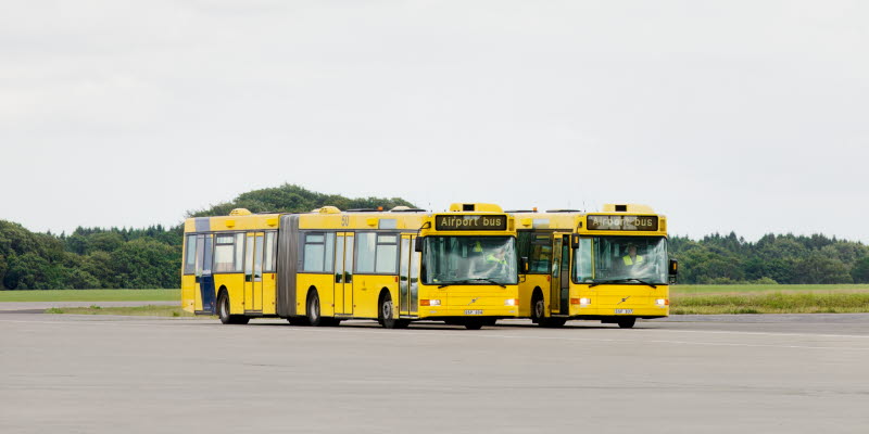 Gula bussar på Malmö Airport Gula bussar på Malmö Airport