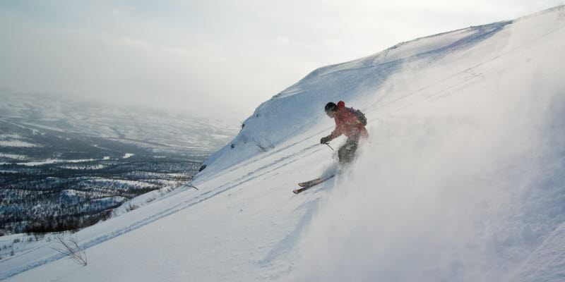 Off-piste skidåkning i norra Sverige. Nuolja, Abisko, Lappland, Sverige. Off-piste skidåkning i norra Sverige. Nuolja, Abisko, Lappland, Sverige.