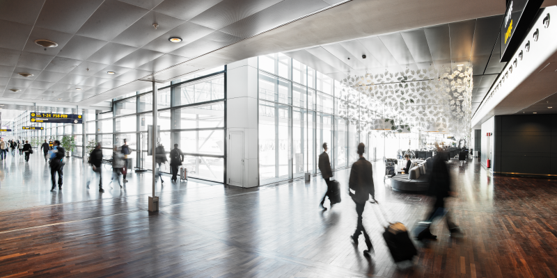 Resenärer i Terminal 5 på Arlanda Resenärer i Terminal 5 på Arlanda