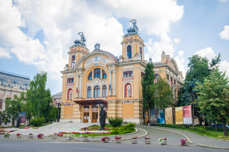Nationella rumänska teatern och operahuset i Cluj Napoca Nationella rumänska teatern och operahuset i Cluj Napoca
