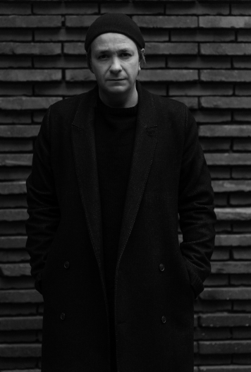 Roland Hjort Chefsdesigner och en av grundarna av Whyred Roland Hjort Chefsdesigner och en av grundarna av Whyred