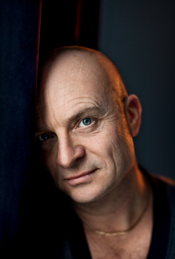 Jonas Gardell författare, komiker och dramatiker Jonas Gardell författare, komiker och dramatiker