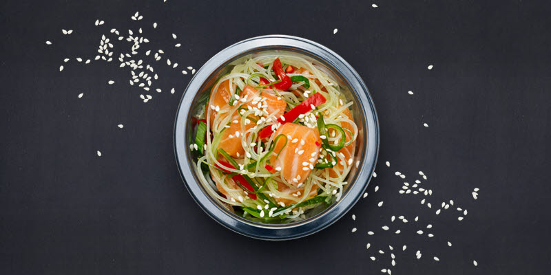 Nudelsallad med lax Nudelsallad med lax